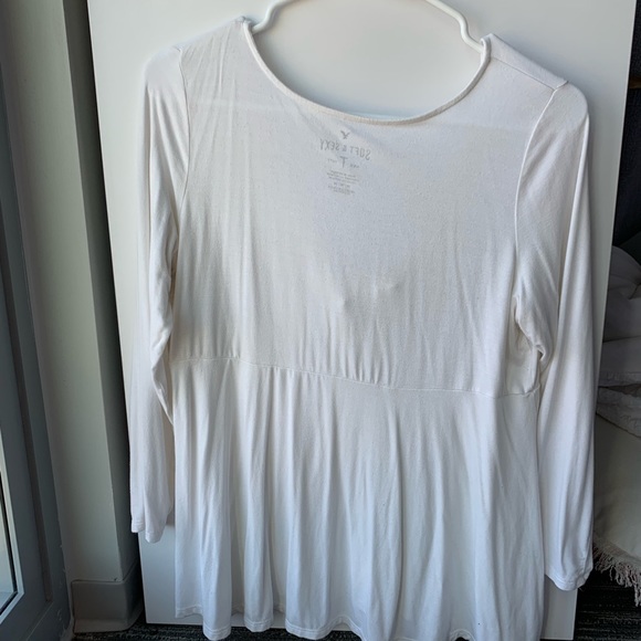 White long sleeve shirt from American Eagle - Picture 2 of 2